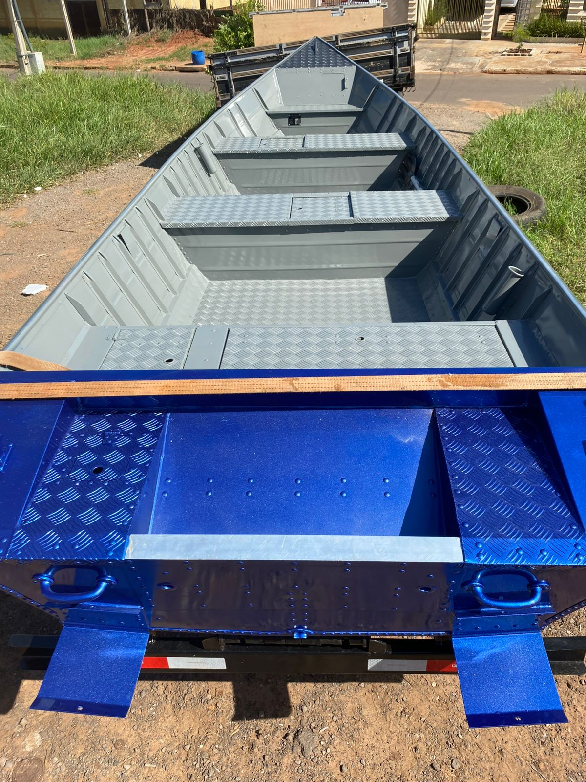 Barco pronto para entrega